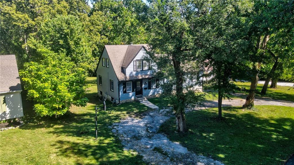 818 West 30th Street Independence, MO 64055 - Photo 4 of 36