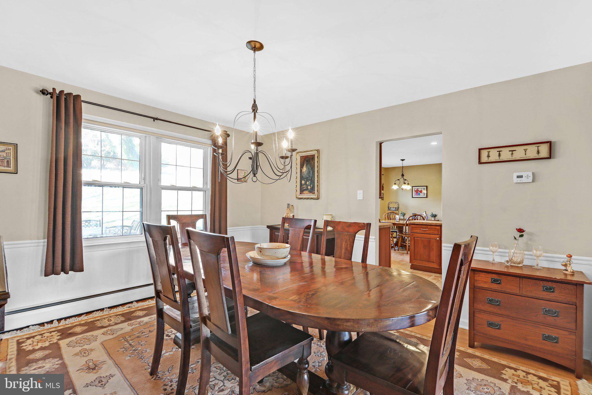 1421 Ponds Edge Road West Chester, PA 19382 - Photo 15 of 27 Diningroom