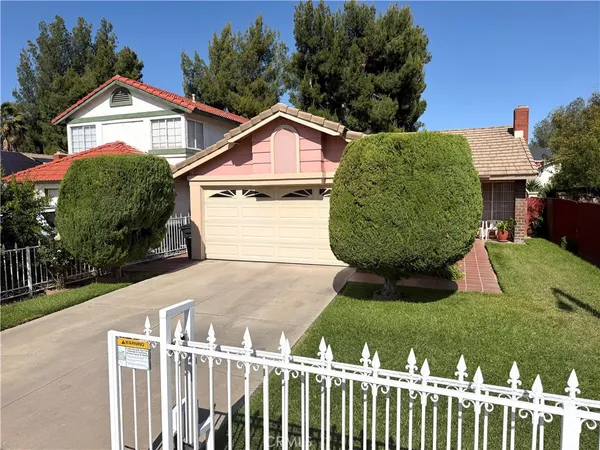 $450,000 | 1829 Cherrytree Drive, Perris, CA 92571