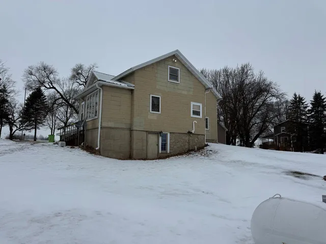 $225,900 | N11284 County Rd D, Clintonville, WI 54929