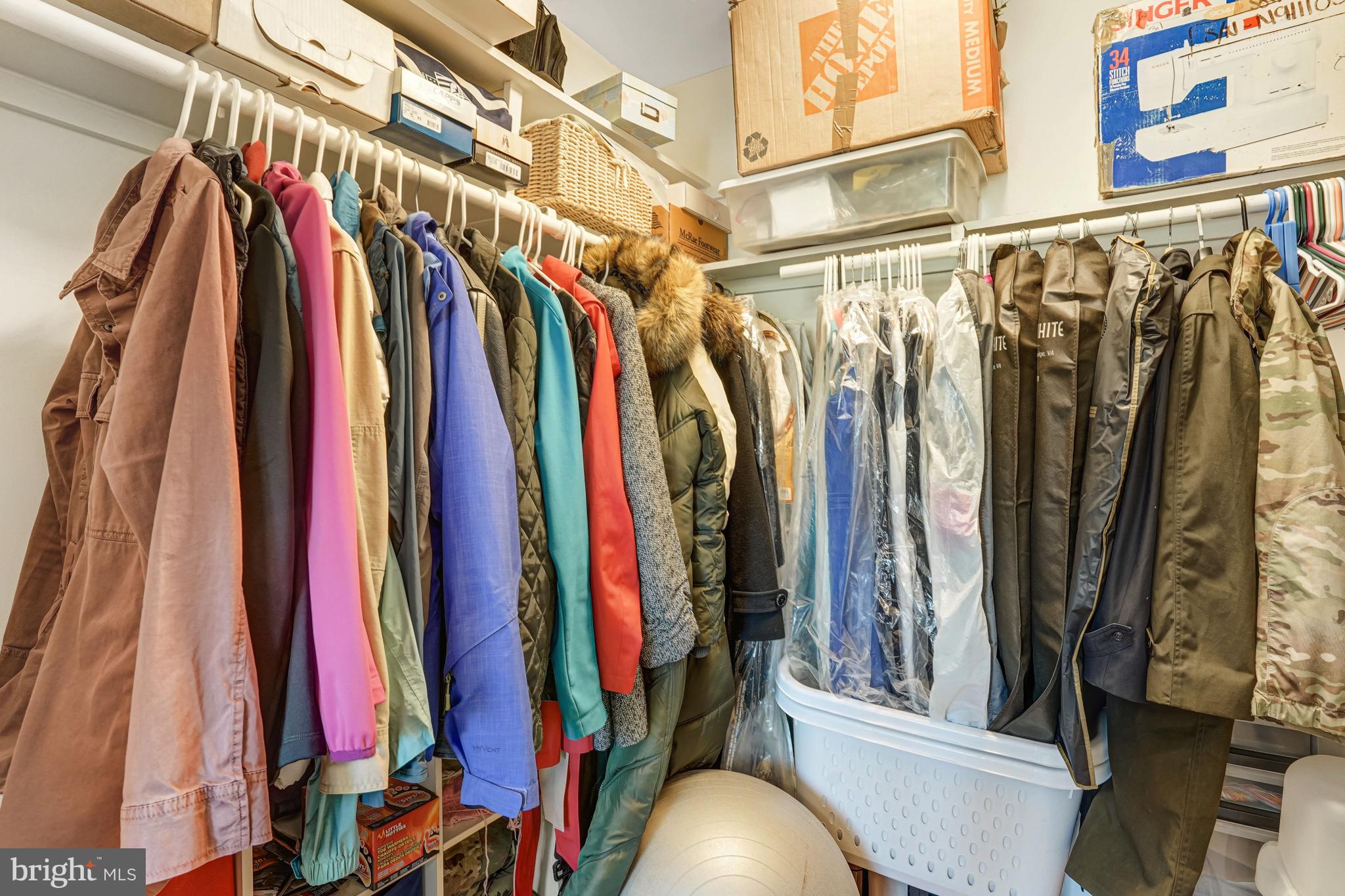 8428 Grenoble Court Springfield, VA 22152 - Photo 22 of 41