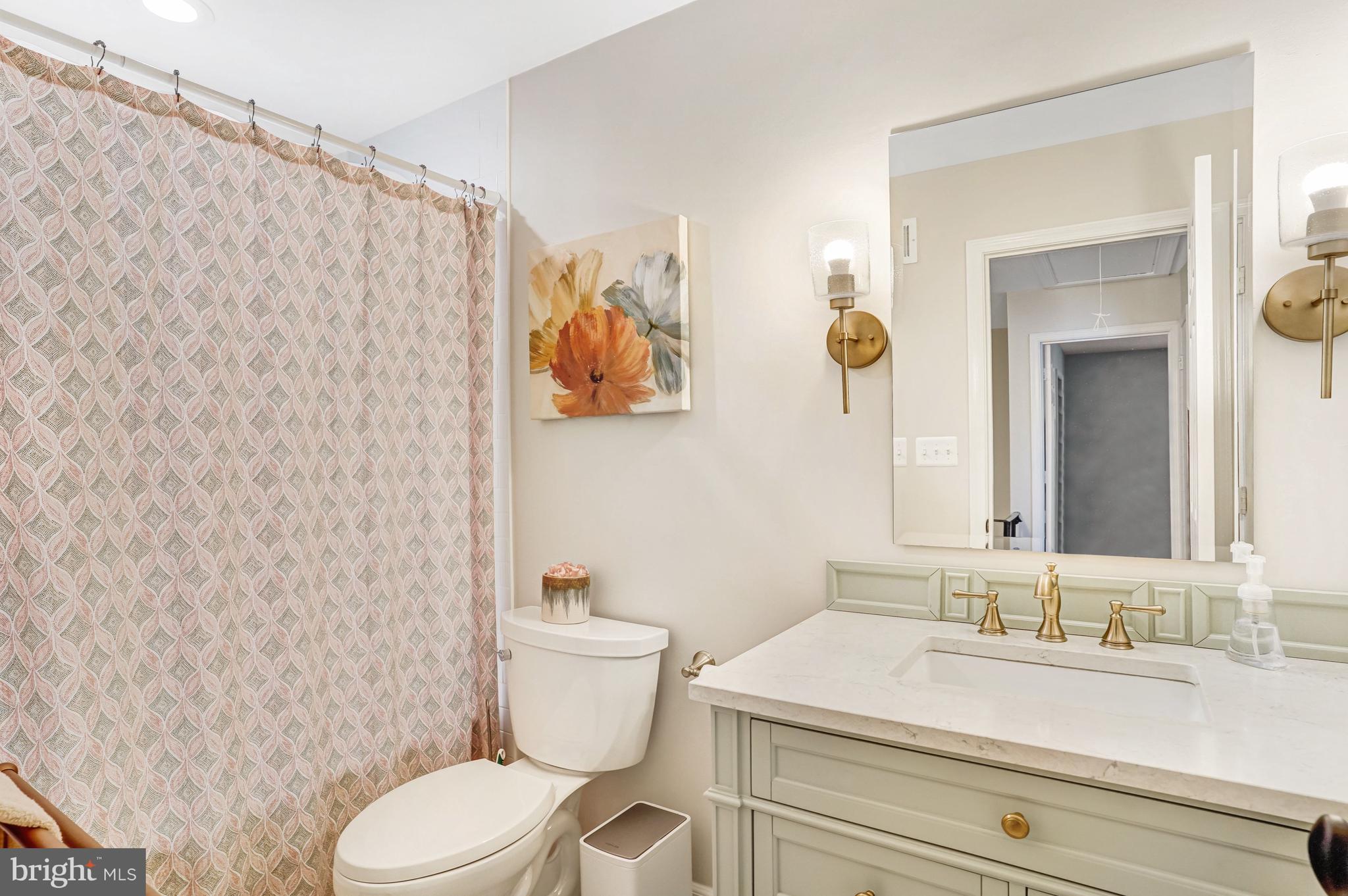 8428 Grenoble Court Springfield, VA 22152 - Photo 25 of 41 Guest bathroom - gorgeous