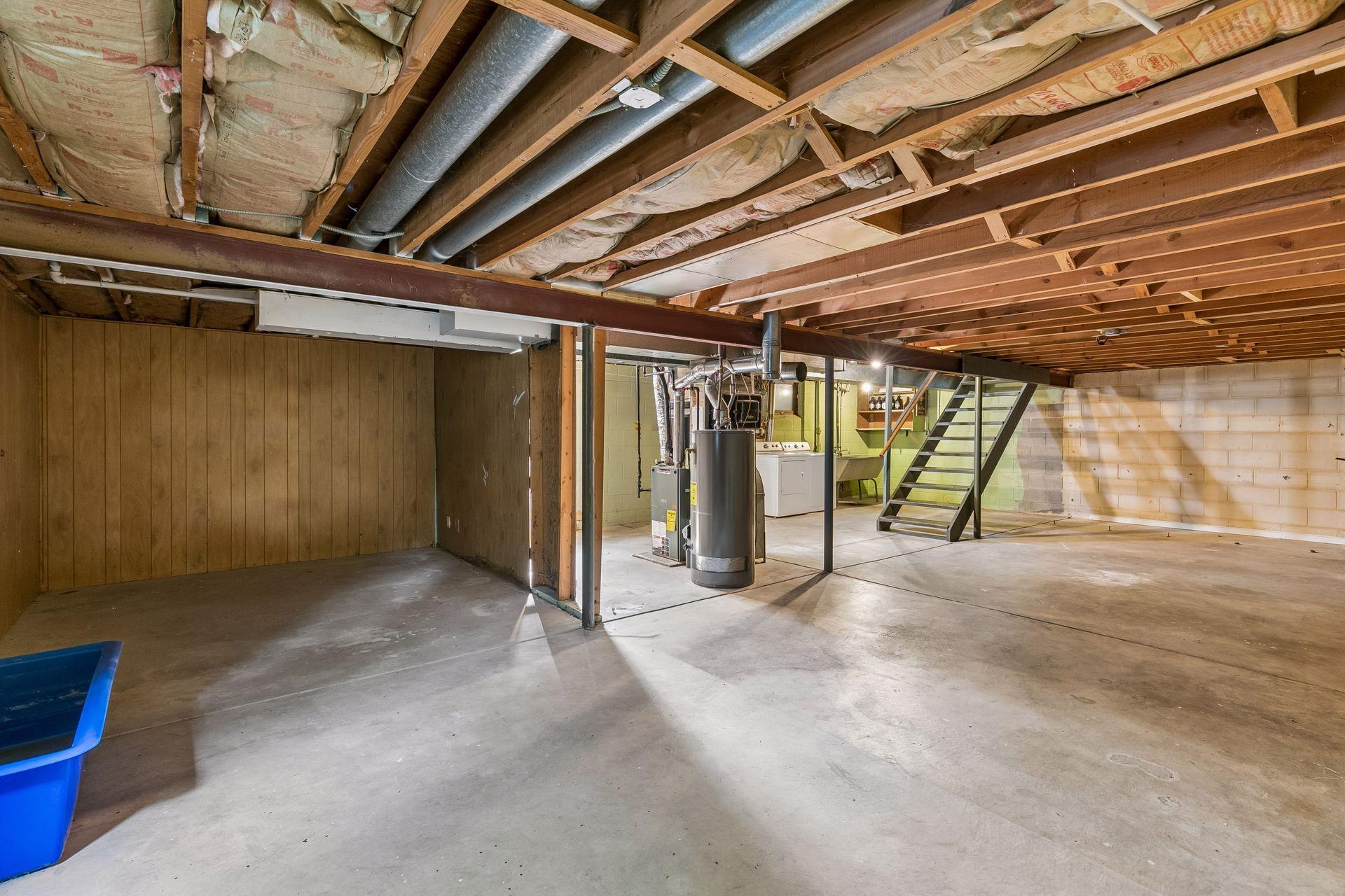 8209 Goodrich Road Bloomington, MN 55437 - Photo 30 of 38 Gallery Image 30