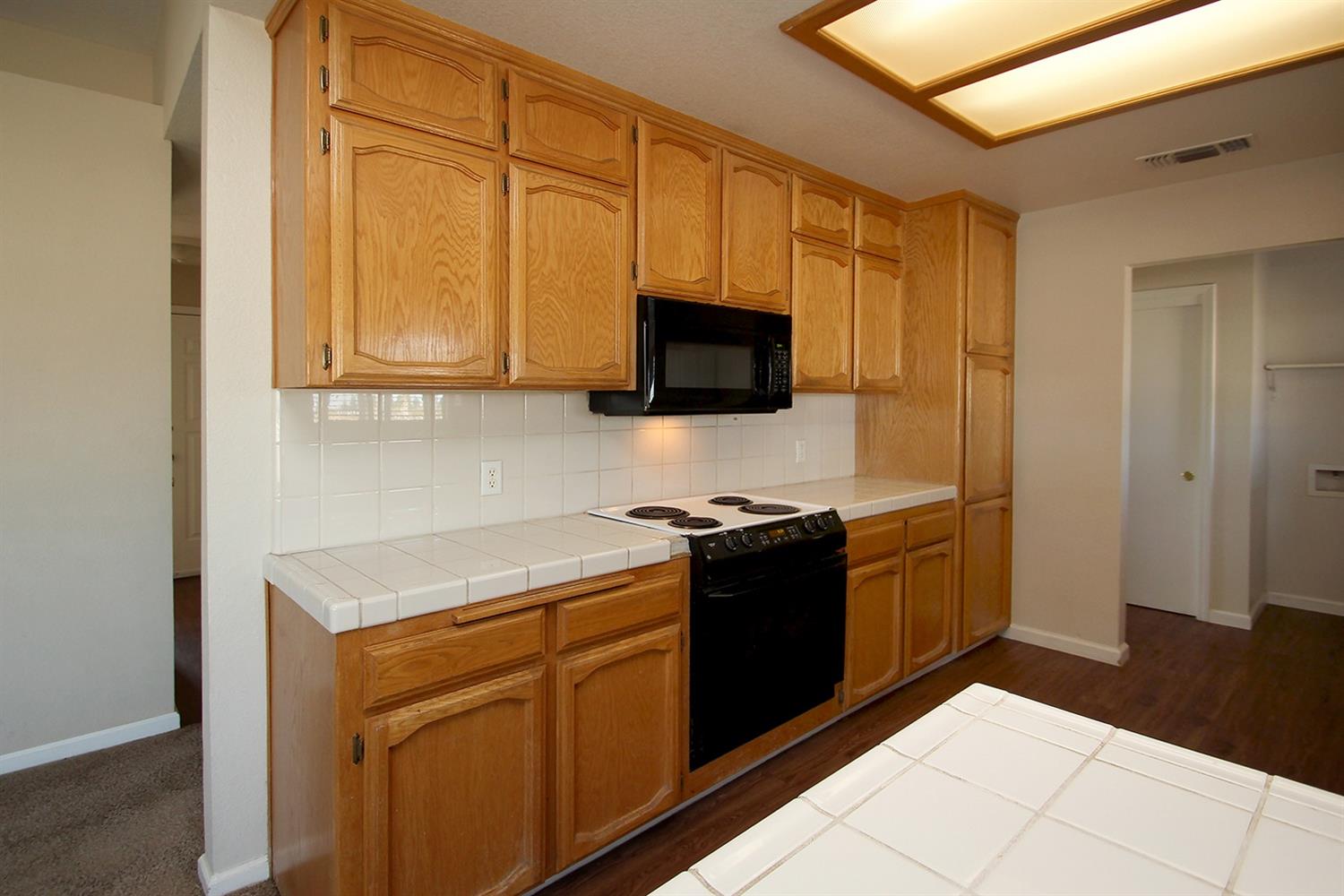 16064 La Canada Road Madera, CA 93636 - Photo 14 of 39 Gallery Image 14