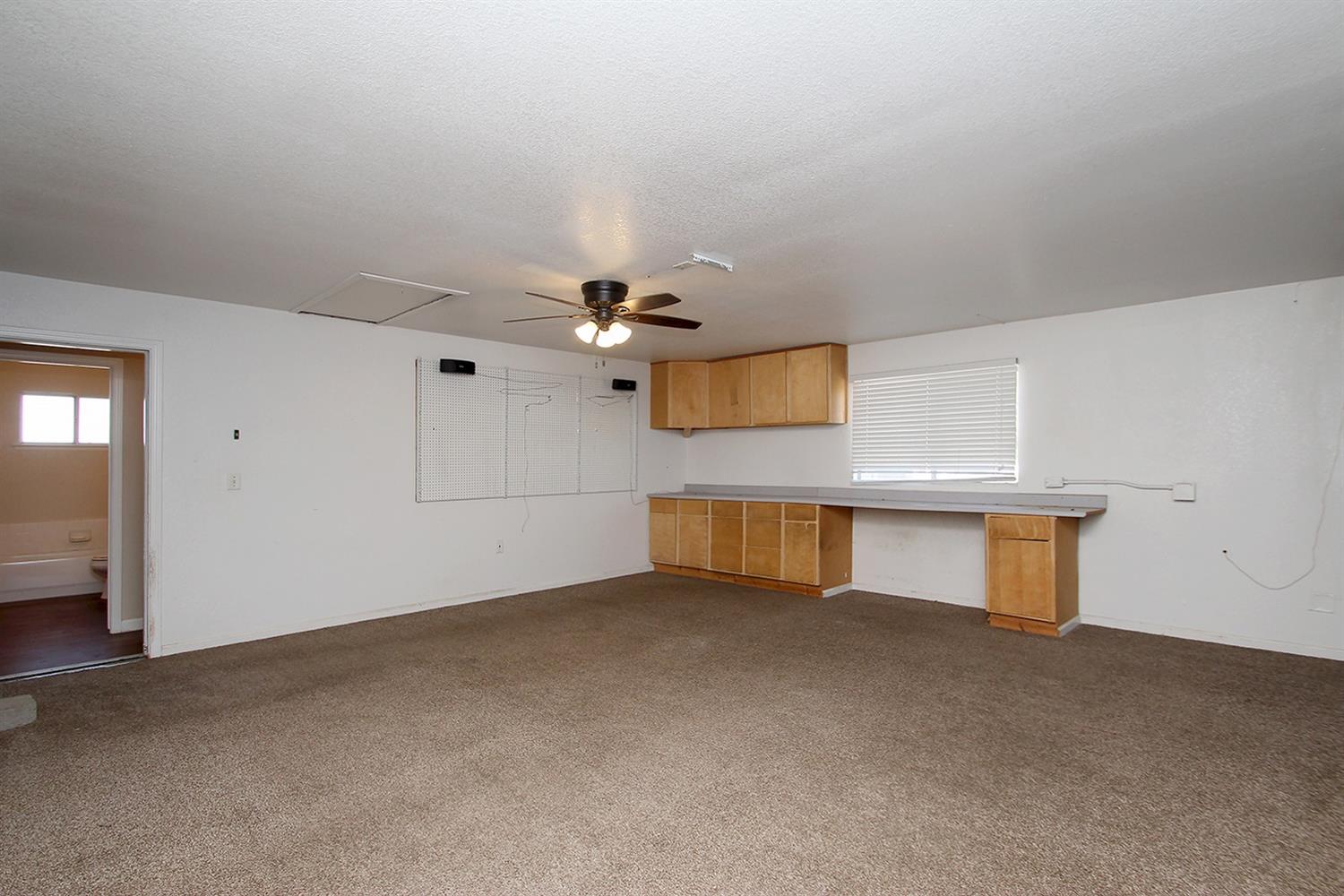 16064 La Canada Road Madera, CA 93636 - Photo 18 of 39 Gallery Image 18