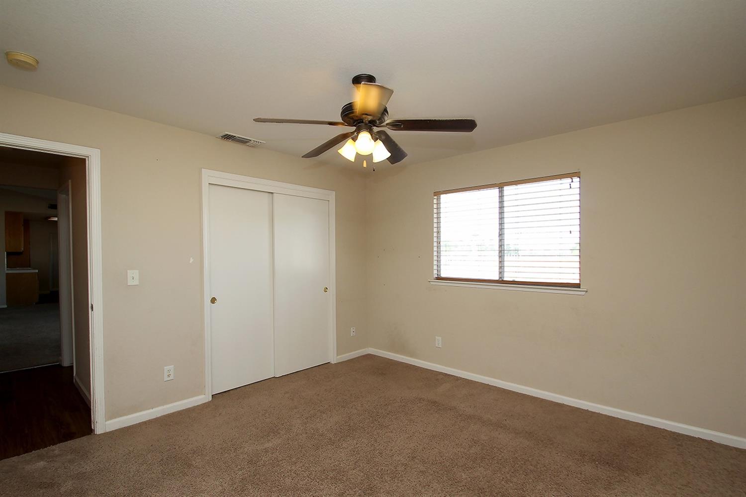 16064 La Canada Road Madera, CA 93636 - Photo 19 of 39 Gallery Image 19