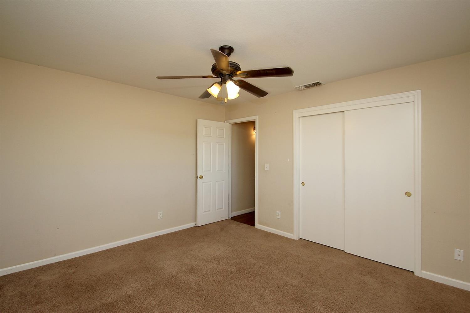 16064 La Canada Road Madera, CA 93636 - Photo 20 of 39 Gallery Image 20
