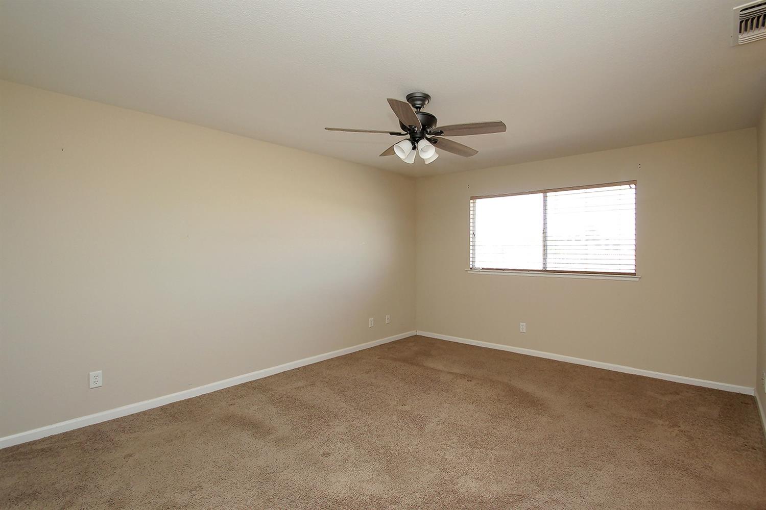 16064 La Canada Road Madera, CA 93636 - Photo 23 of 39 Gallery Image 23