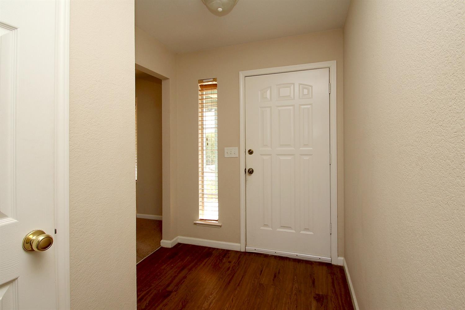 16064 La Canada Road Madera, CA 93636 - Photo 4 of 39 Gallery Image 4
