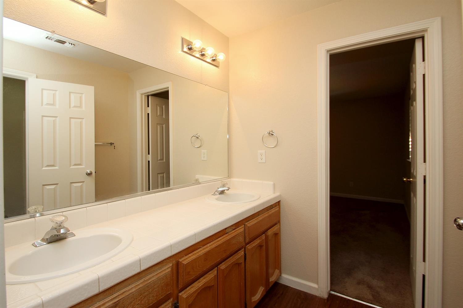16064 La Canada Road Madera, CA 93636 - Photo 32 of 39 Gallery Image 32