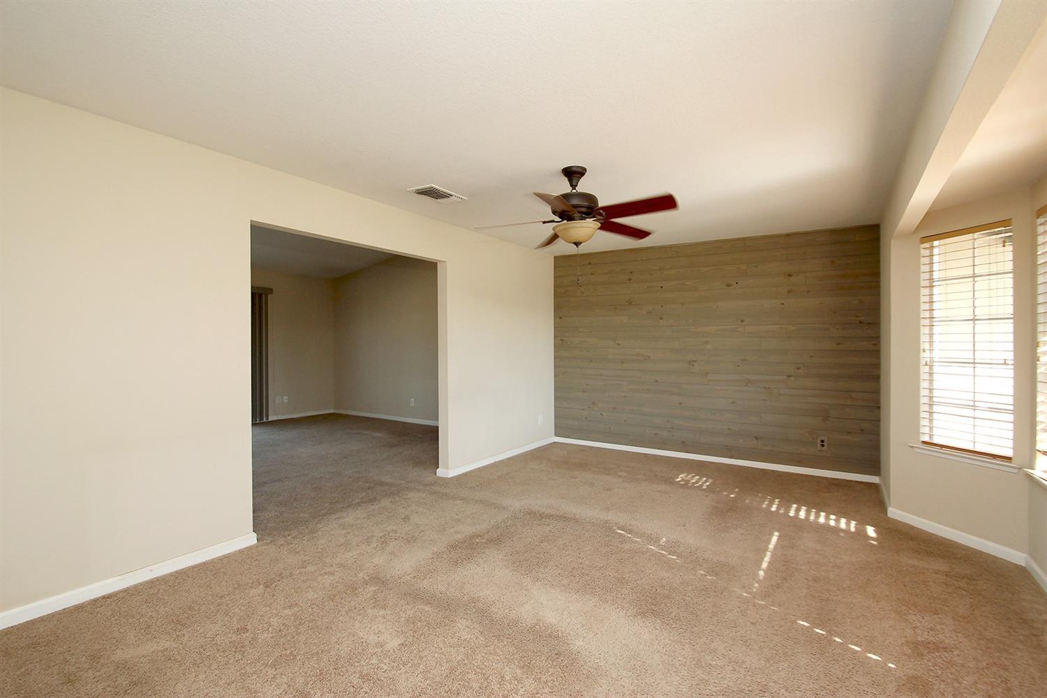 16064 La Canada Road Madera, CA 93636 - Photo 7 of 39 Gallery Image 7