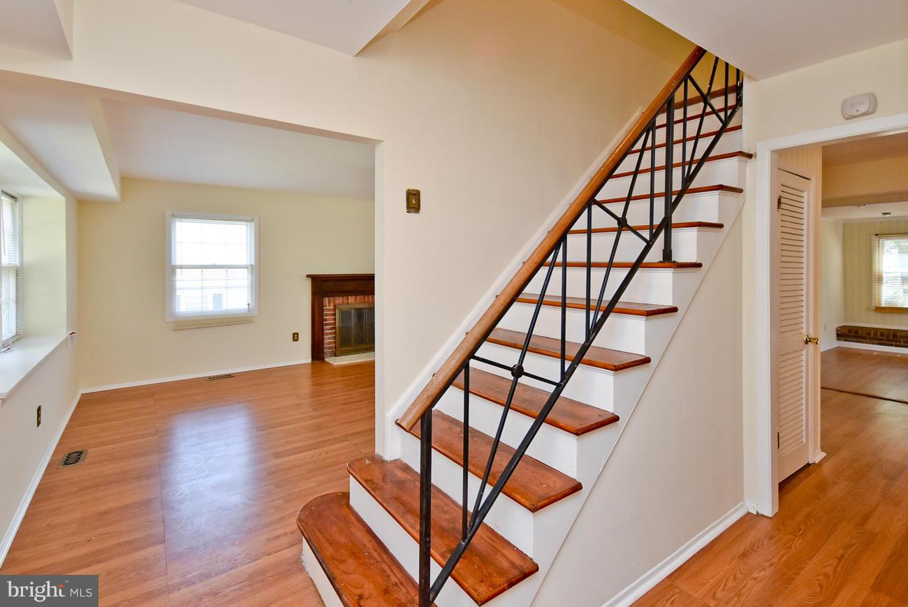 8907 Eastbourne Lane Laurel, MD 20708 - Photo 18 of 30 Interior (General)