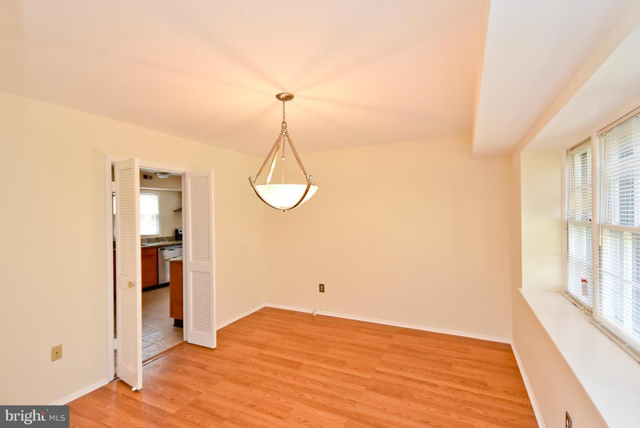 8907 Eastbourne Lane Laurel, MD 20708 - Photo 5 of 30 Dining Room