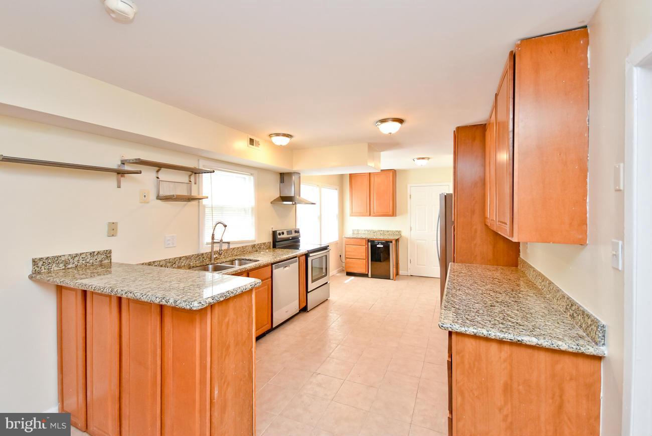 8907 Eastbourne Lane Laurel, MD 20708 - Photo 7 of 30 Kitchen