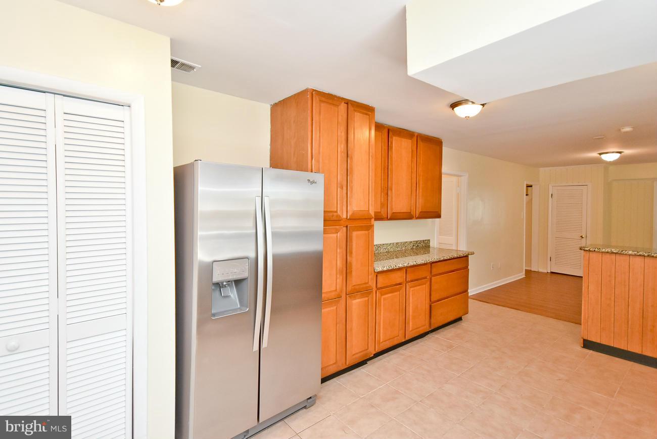 8907 Eastbourne Lane Laurel, MD 20708 - Photo 10 of 30 Kitchen