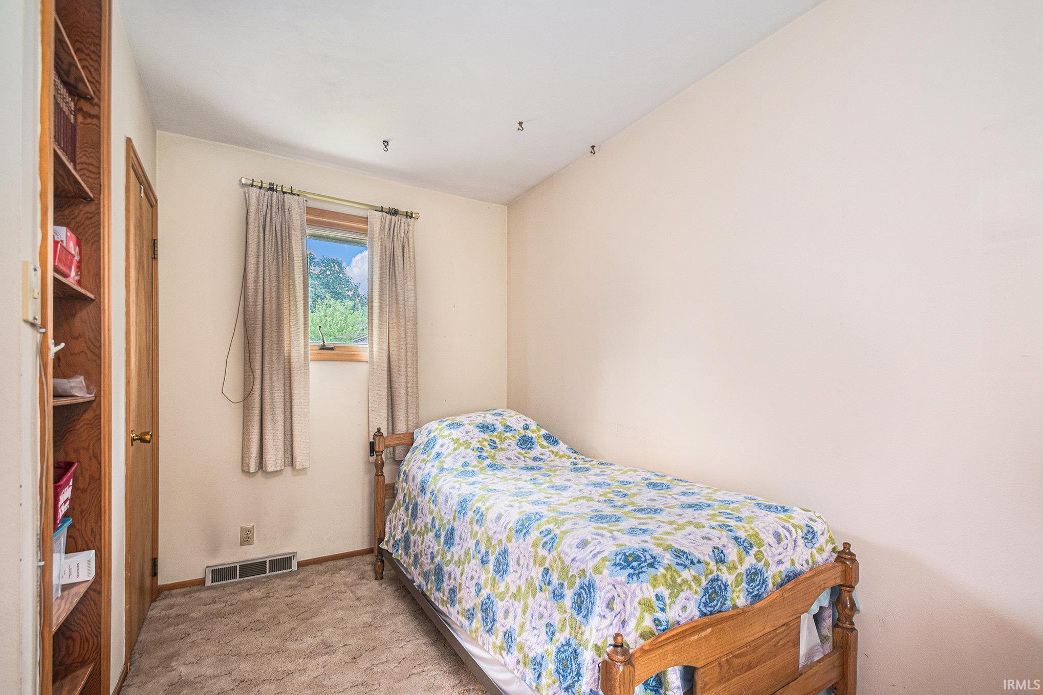 56859 Sundown Road South Bend, IN 46619 - Photo 17 of 28 Gallery Image 17