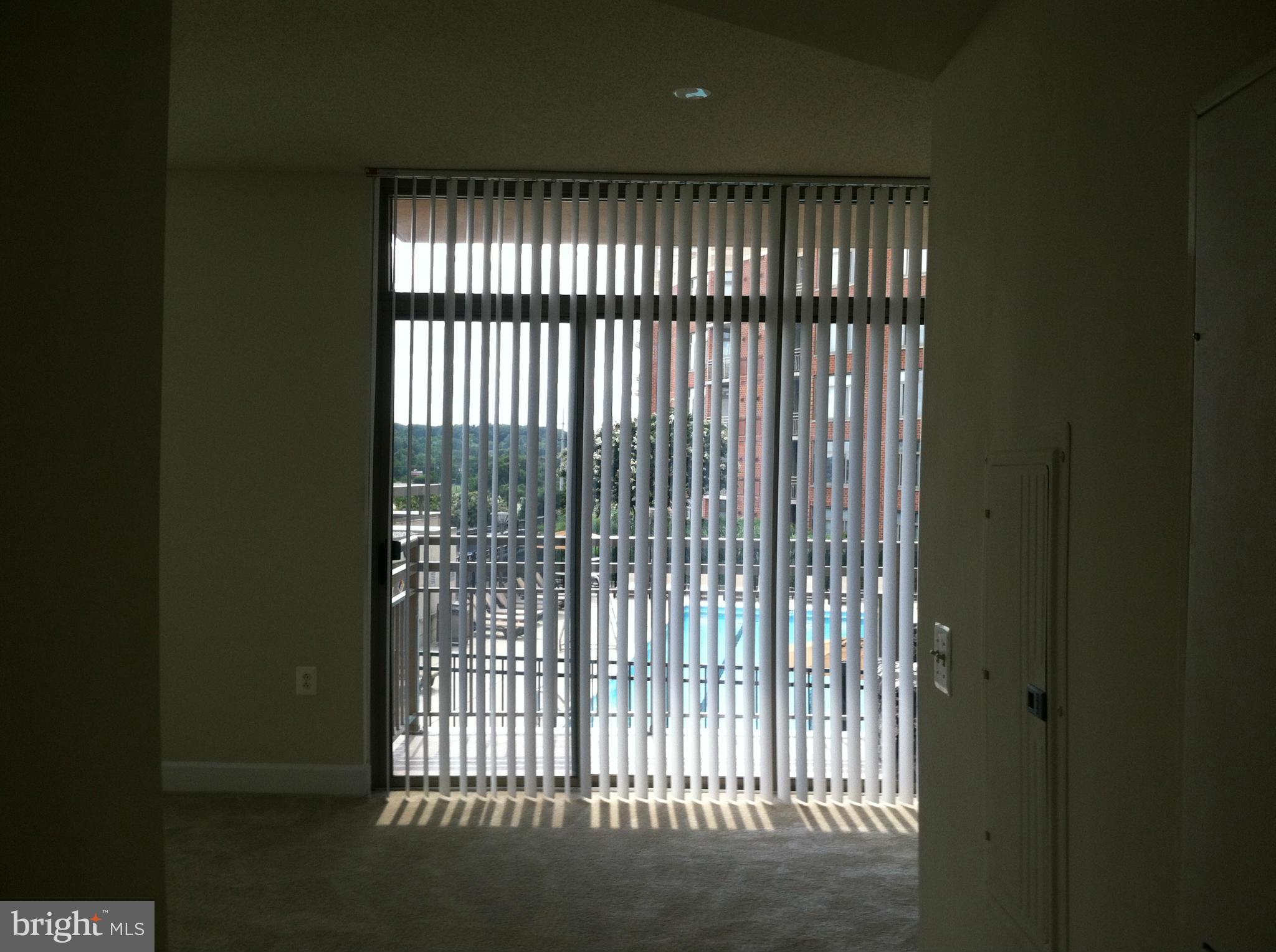 3650 South Glebe Road, Unit 357 Arlington, VA 22202 - Photo 6 of 20 Dining Room