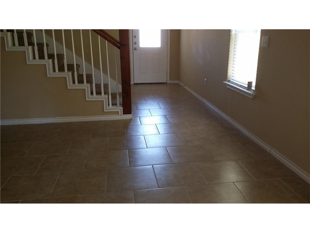925 Parkplace Ridge, Unit 925 Princeton, TX 75407 - Photo 2 of 9