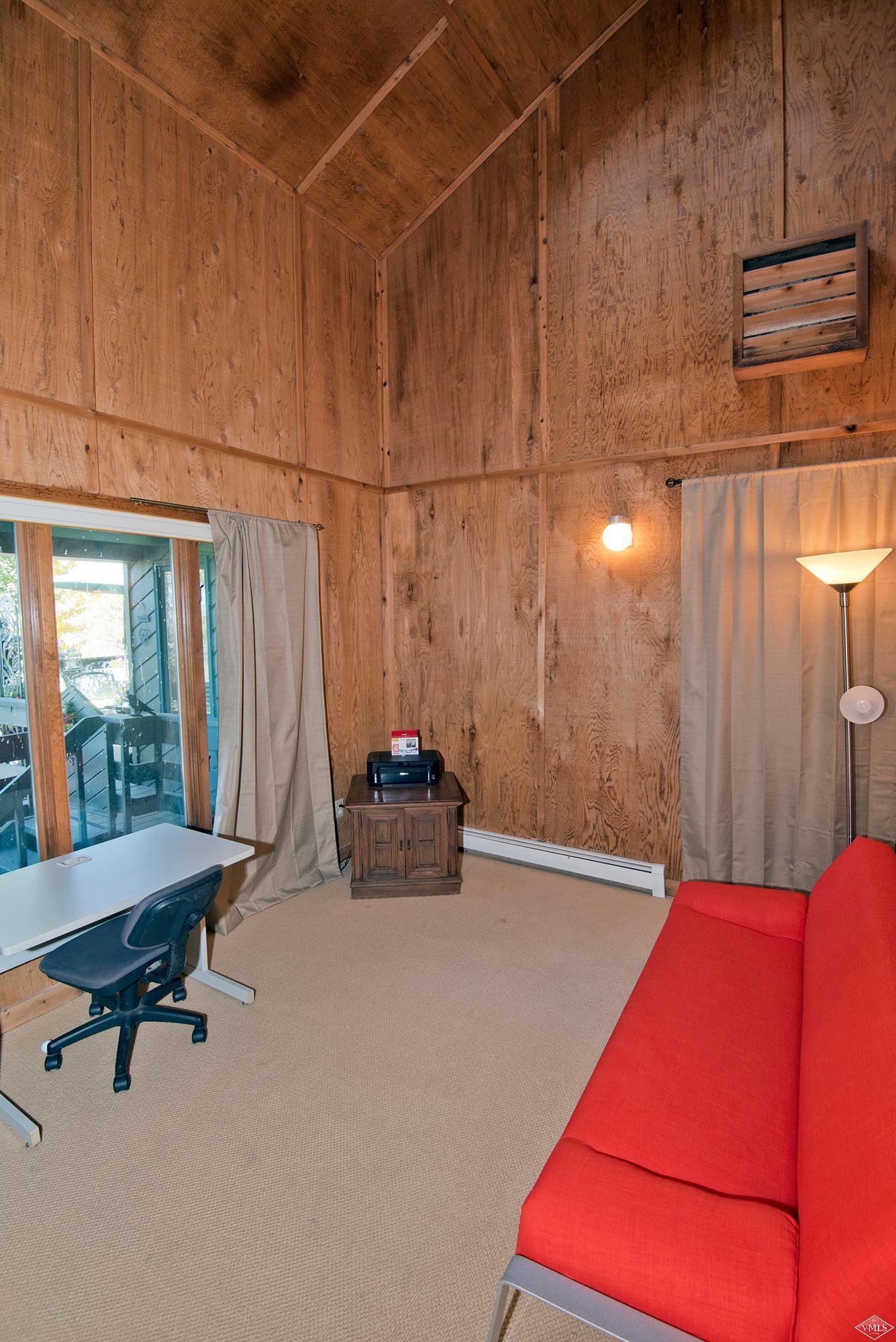 972 Eagle Drive Avon, CO 81620 - Photo 23 of 25 a room with furniture and windows