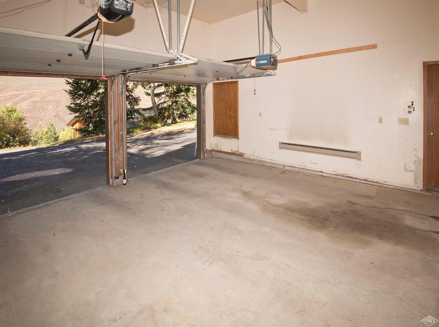 972 Eagle Drive Avon, CO 81620 - Photo 24 of 25 a view of a garage