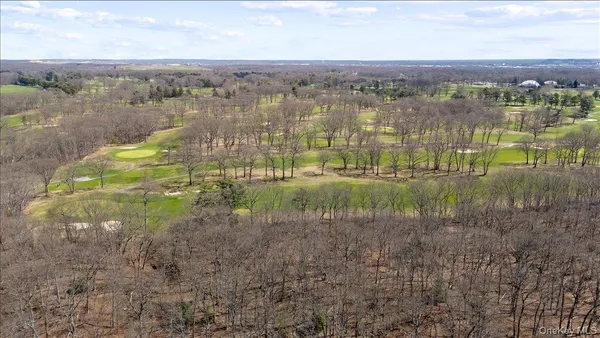 $849,000 | 7 Plainview Road, Bethpage, NY 11714