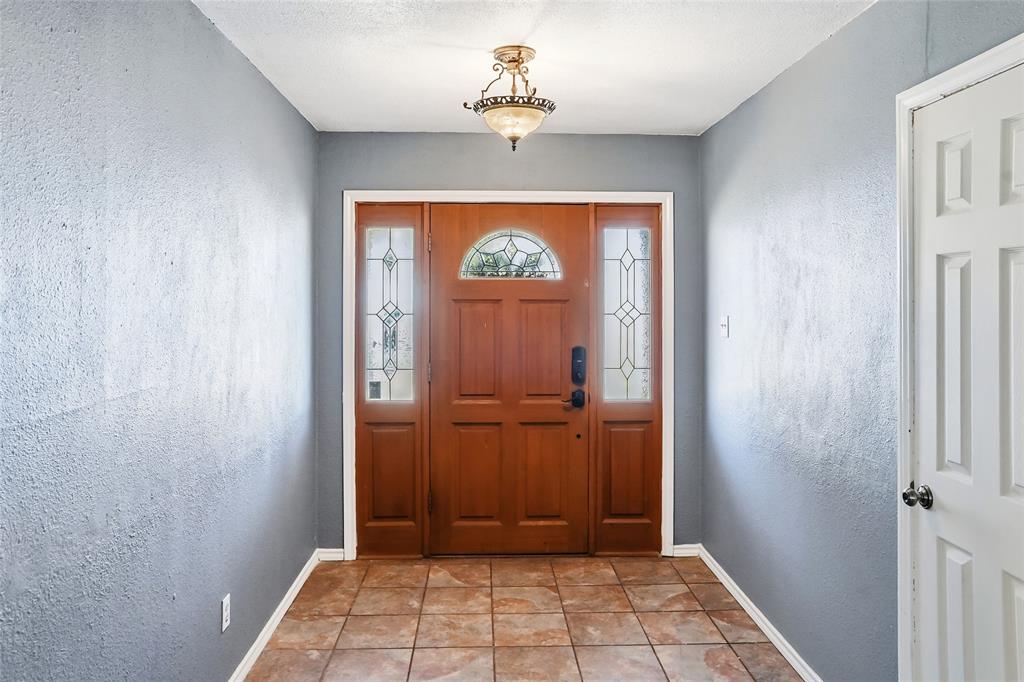 1325 Carter Street Sulphur Springs, TX 75482 - Photo 5 of 31 a view of a hallway with a window