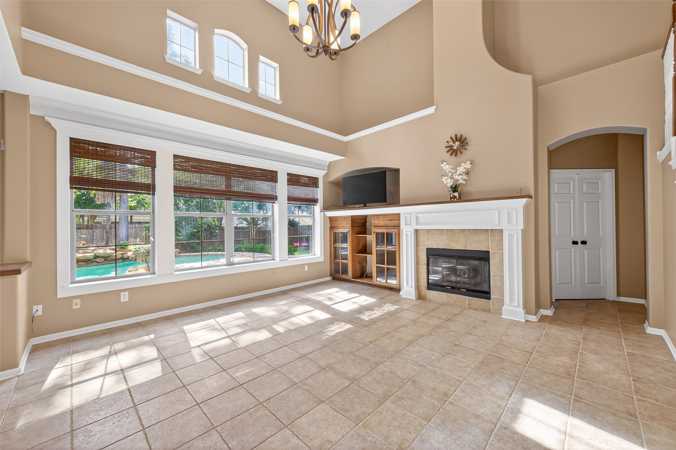 10 Mirror Ridge Drive The Woodlands, TX 77382 - Photo 34 of 48