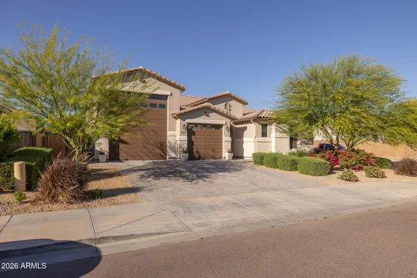 $650,000 | 7528 West Odeum Lane, Phoenix, AZ 85043