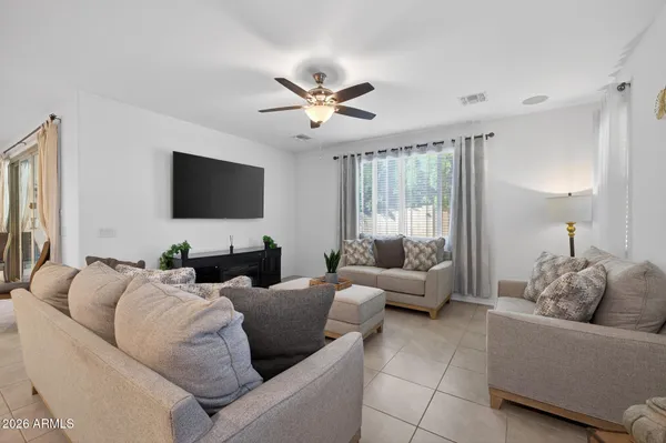 $650,000 | 7528 West Odeum Lane, Phoenix, AZ 85043