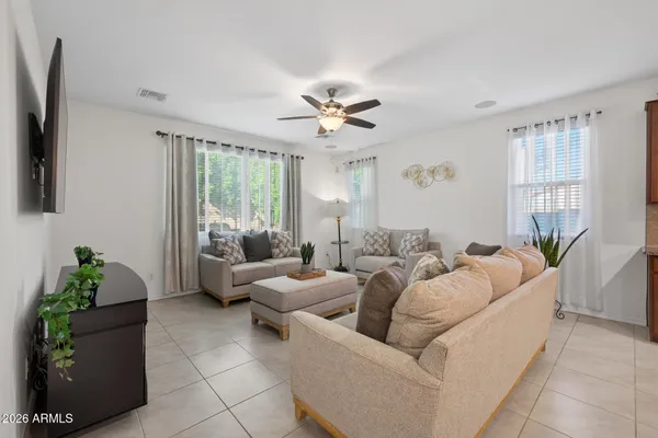 $650,000 | 7528 West Odeum Lane, Phoenix, AZ 85043