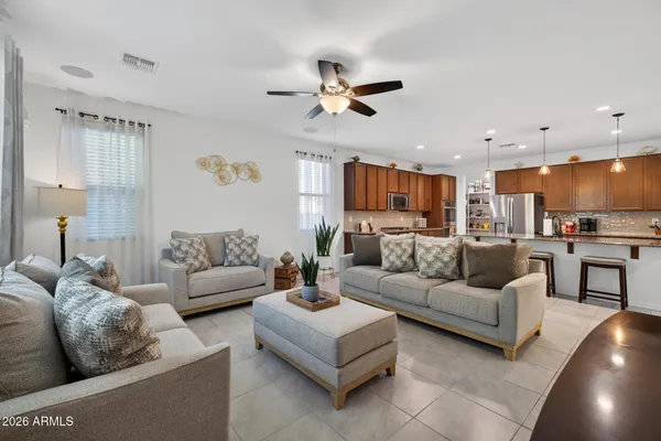 $650,000 | 7528 West Odeum Lane, Phoenix, AZ 85043