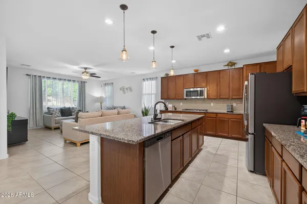 $650,000 | 7528 West Odeum Lane, Phoenix, AZ 85043