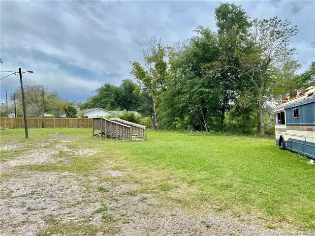 $160,000 | 1201-1-7 Highway 90, Vinton, LA 70668