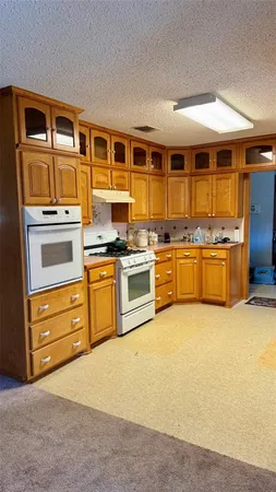 $475,000 | 877 County Road 2010, Ivanhoe, TX 75447