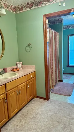 $475,000 | 877 County Road 2010, Ivanhoe, TX 75447