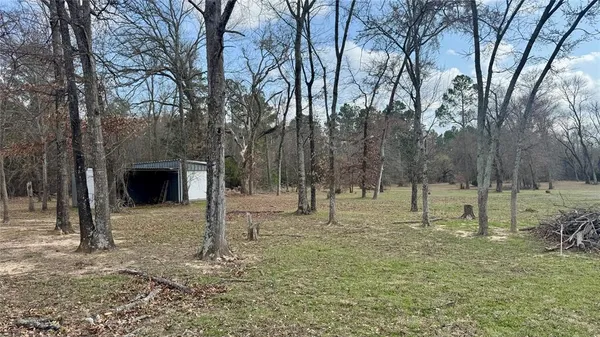 $475,000 | 877 County Road 2010, Ivanhoe, TX 75447