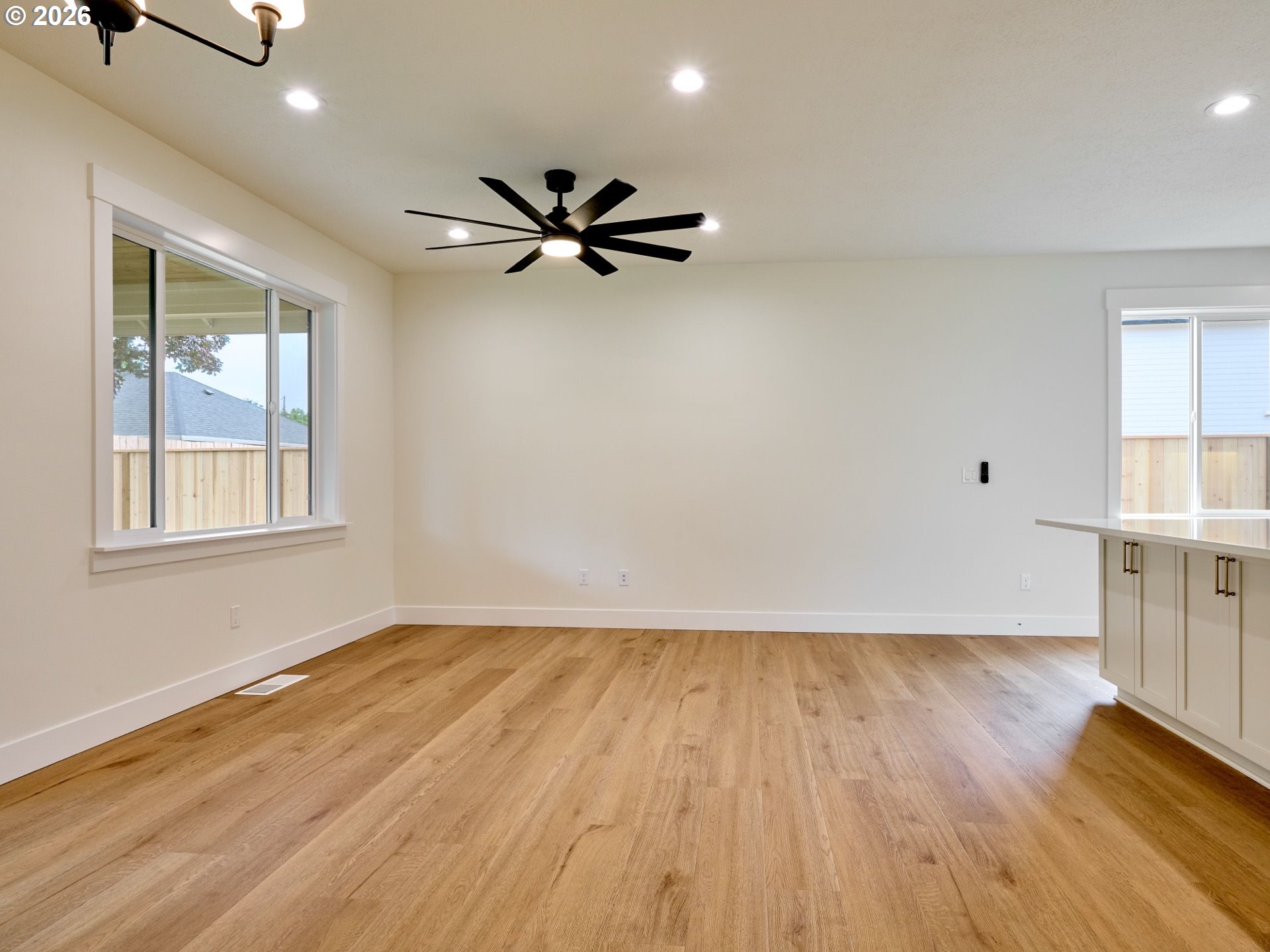 2589 North Lydia Loop Hubbard, OR 97032 - Photo 9 of 47 Gallery Image 9
