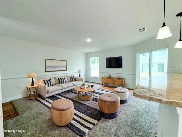 $2,150 | 222 Carpenters Way, Unit 70, Lakeland, FL 33805