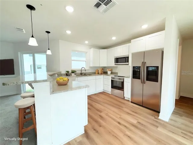 $2,150 | 222 Carpenters Way, Unit 70, Lakeland, FL 33805