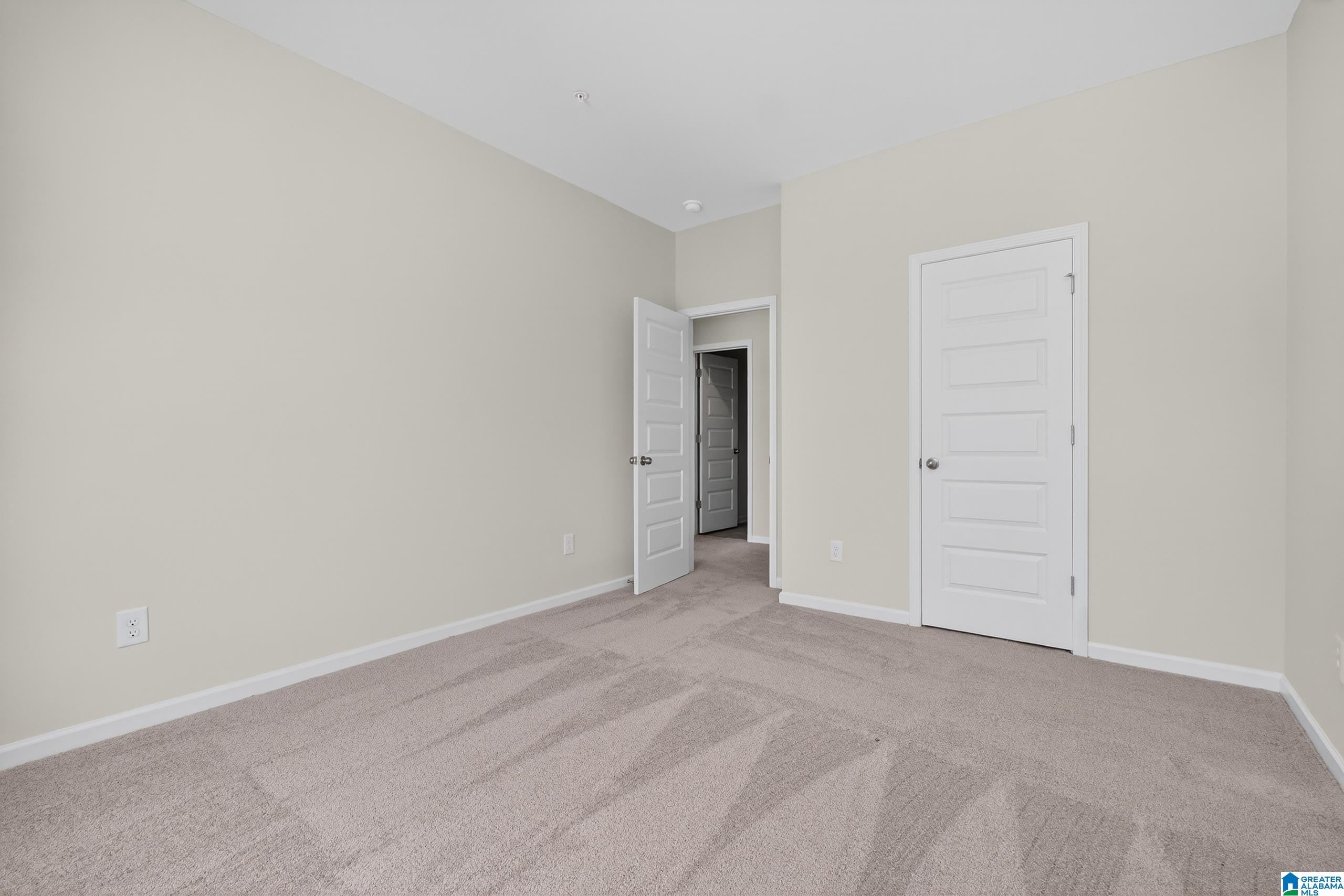 4557 Village Springs Square, Unit 3 Fultondale, AL 35068 - Photo 24 of 37