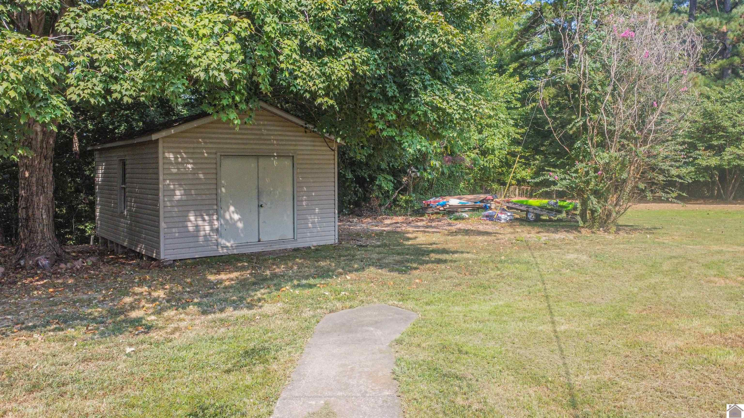 209 Crystal Lake Road Wickliffe, KY 42087 - Photo 30 of 32 Photo 30