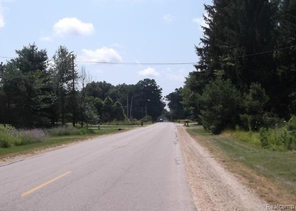 544 South Dangl Road Muskegon, MI 49442 - Photo 8 of 8 7092337794 SV.jpg