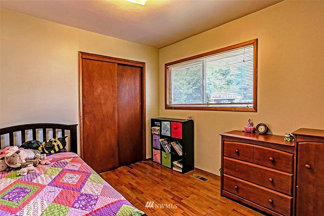 8357 East Caraway Road Port Orchard, WA 98366 - Photo 13 of 21 Gallery Image 13