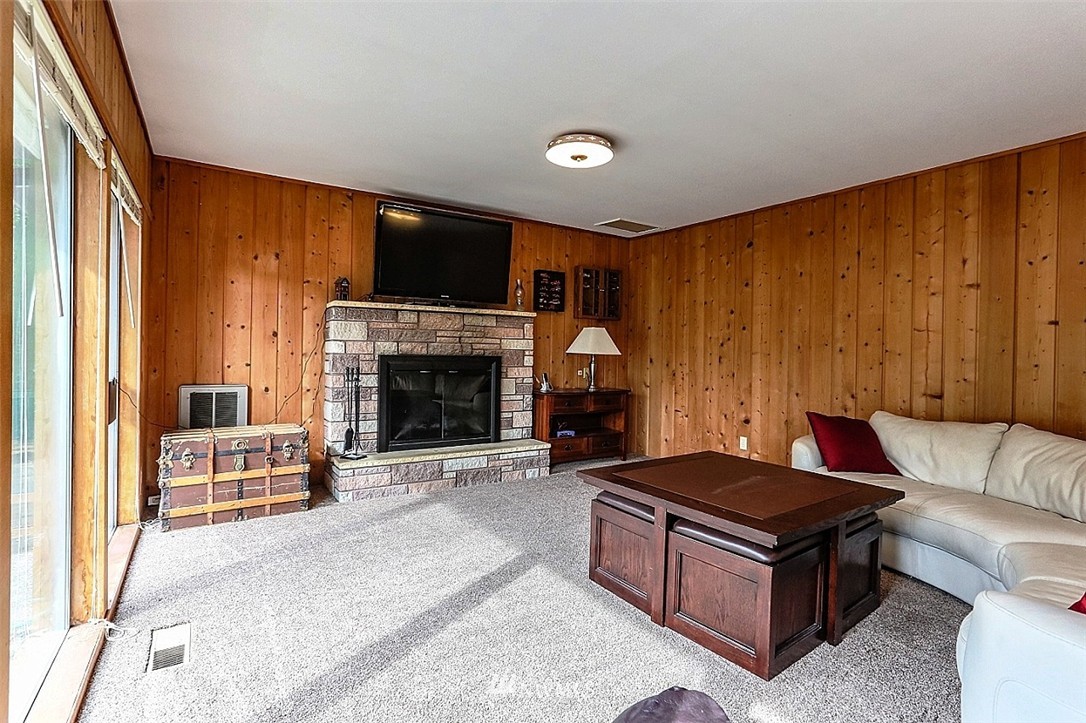 8357 East Caraway Road Port Orchard, WA 98366 - Photo 8 of 21 Gallery Image 8