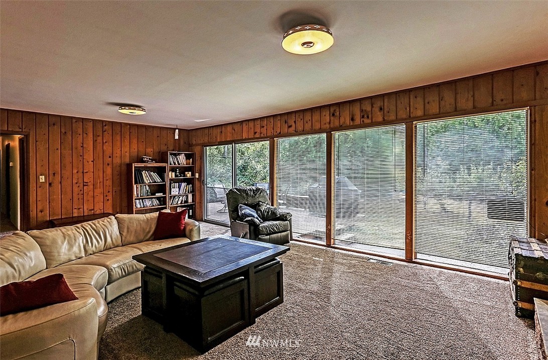 8357 East Caraway Road Port Orchard, WA 98366 - Photo 9 of 21 Gallery Image 9
