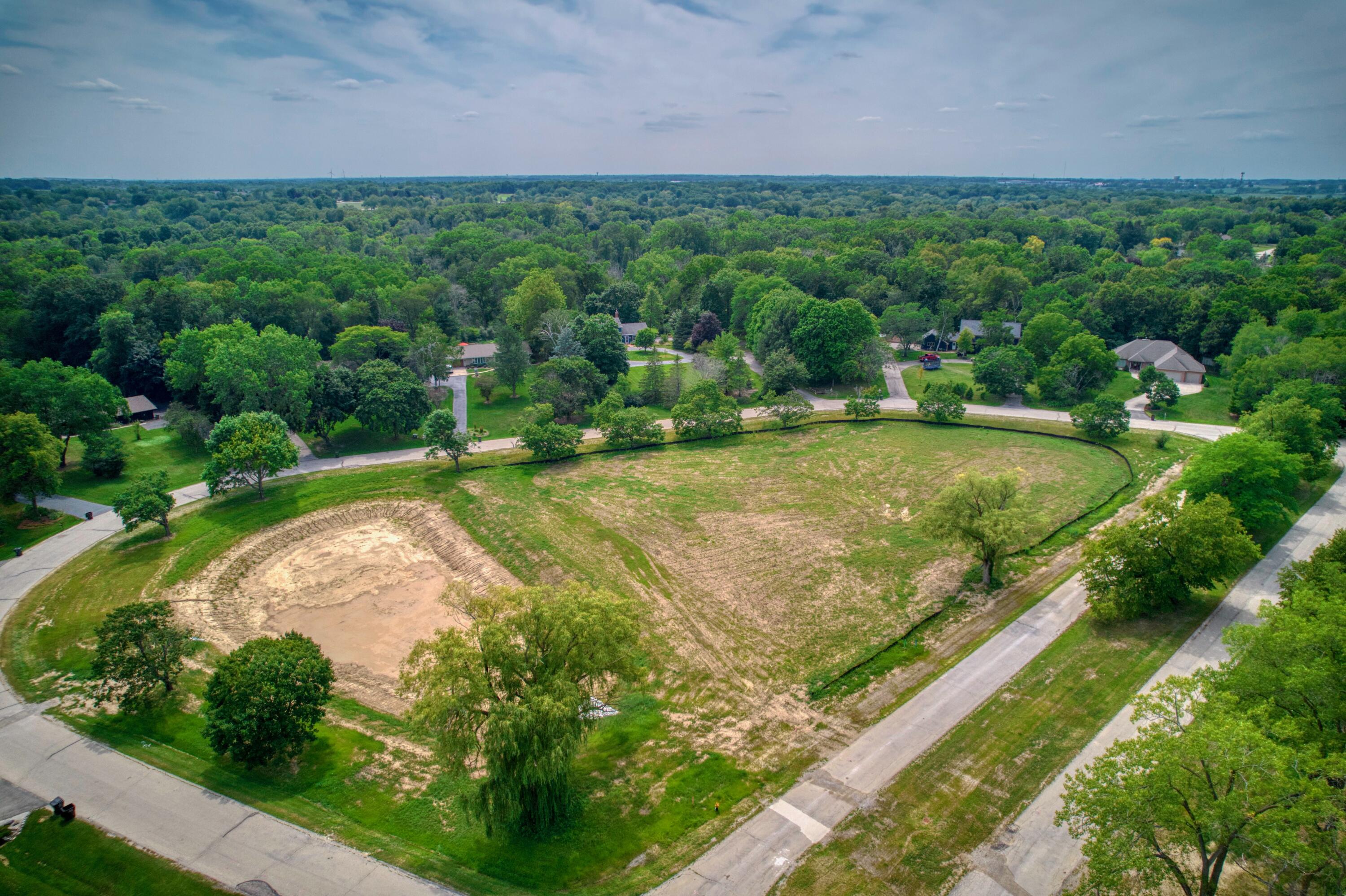 4925 Bluffside Drive Caledonia, WI 53402 - Photo 10 of 12 Bluffside 9