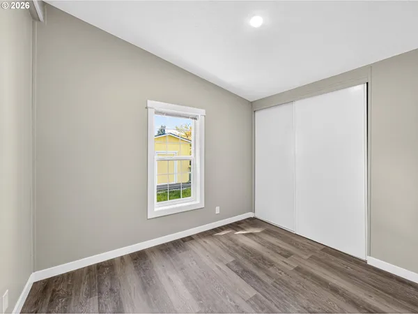 $149,500 | 17520 Southeast 82nd Drive, Unit 2, Clackamas, OR 97015