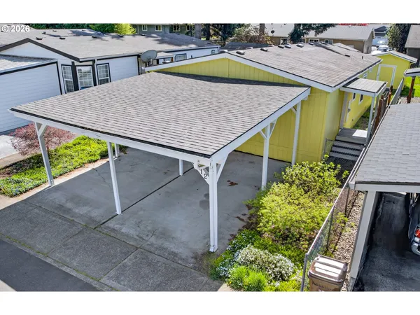 $149,500 | 17520 Southeast 82nd Drive, Unit 2, Clackamas, OR 97015