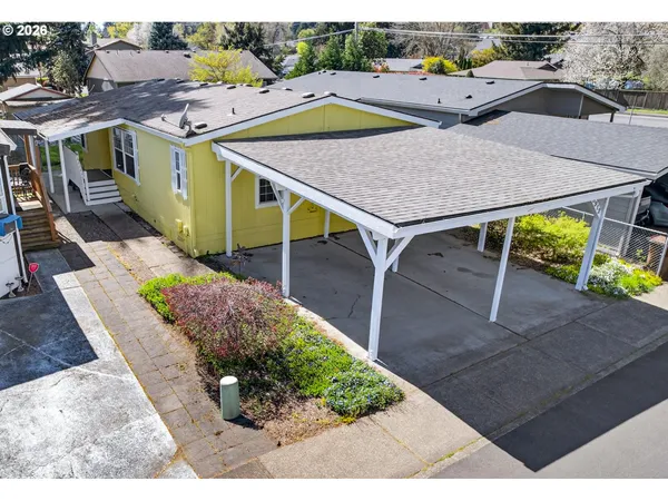 $149,500 | 17520 Southeast 82nd Drive, Unit 2, Clackamas, OR 97015