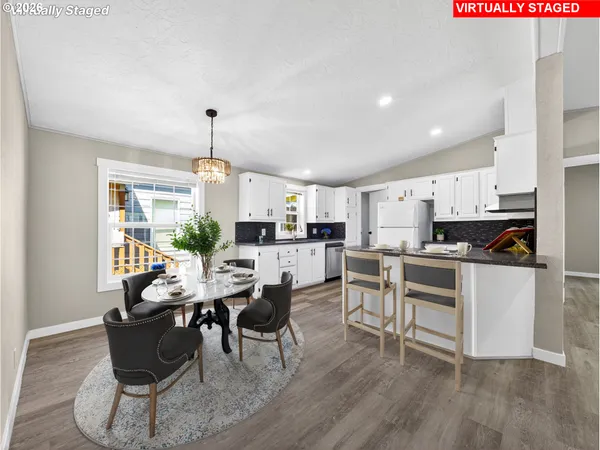 $149,500 | 17520 Southeast 82nd Drive, Unit 2, Clackamas, OR 97015
